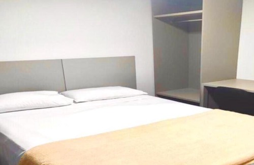Padre Eustaquio Hotel | Front Hotel Expominas