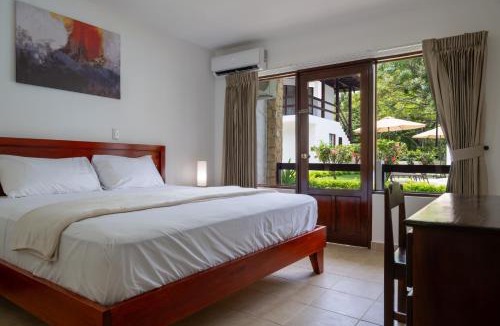 Playa Hermosa Hotel | Fuego del Sol Beachfront Hotel