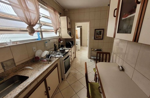 Niteroi Apartment | Furnished single room in Icaraí, Niterói, RJ