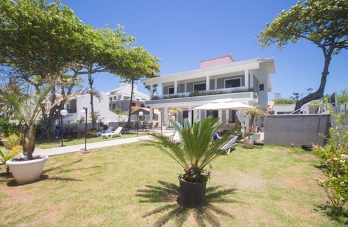 Ingleses do Rio Vermelho House | Gallery House 1