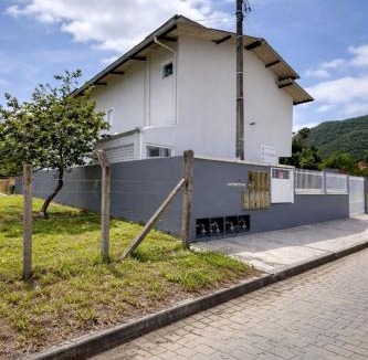 Penha House | Geminadodamada CS 2 prox Beto Carrero e praias
