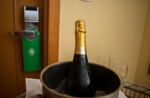 Macae Hotel | Gloria Garden Suites