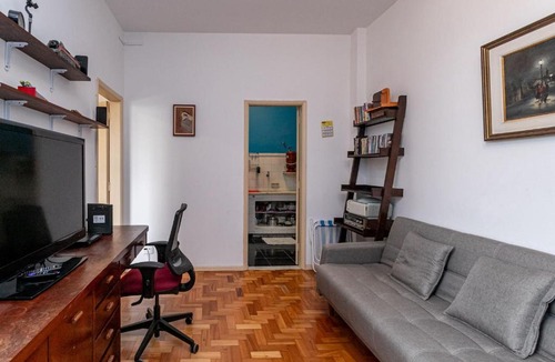 Catete Apartment | Gloria: Subway, air co, pet friendly, 4 guests