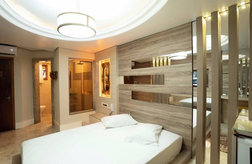 Centro Hotel | GOLDEN MOTEL