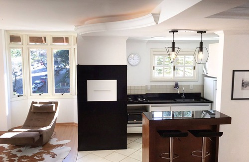 Planalto Apartment | Gramado Center - Charming triplex with views of the Quilombo Valley