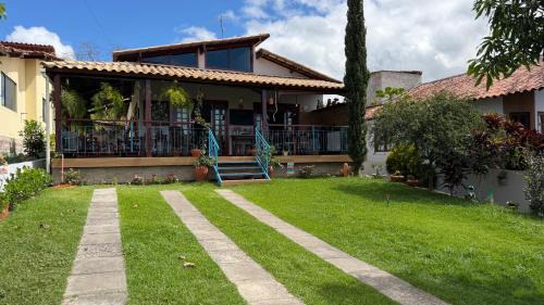 Maria Auxiliadora House | Gravata 4 Suítes CS 200m em Cond Lindo