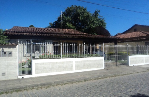 Rio das Ostras House | Great house R.Ostras,3qtos,1suite, 2qtos w/Air Split, 3Bh, Wifi, Garage, Churrasq.