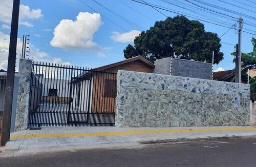 Foz do Iguacu House | Great House with Pool in Foz do Iguaçu