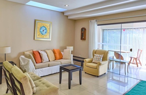 Asuncion House | Great Location, Quiet, Safe, Your Cozy Home Wait For You.