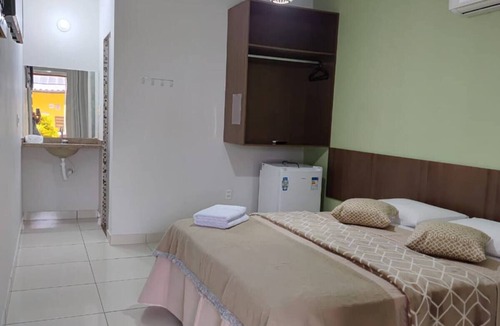 Barra Nova House | Ground floor suite with hammock and private balcony