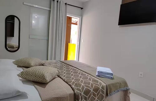 Barra Nova House | Ground floor suite with hammock and private balcony