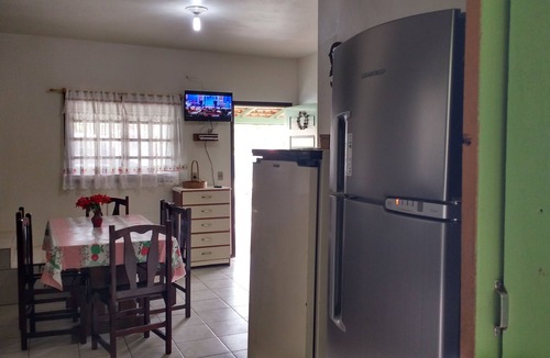 Praia do Ervino Apartment | Ground floor apartment with three bedrooms 100 meters from the sea.