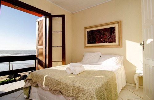 Vila Esperanca House | Ground Floor Duplex w/ Sea View in Imbituba TX2594