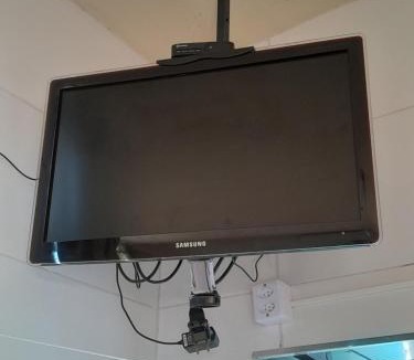Ipiranga Apartment | Guarapari com elevador, reformado, Wi-Fi, TV com Smart, vista livre e estacionamento