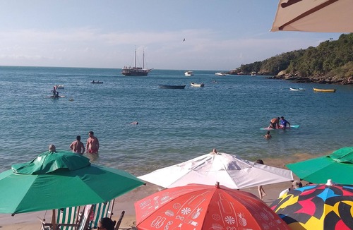 Praia Rasa Apartment | Guest house in a gated community with full amenities.