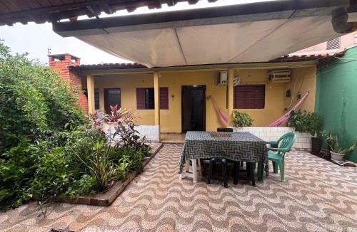 Bom Sucesso House | GuestHouse com Churrasqueira