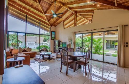 Nosara Villa | Hidden Palms