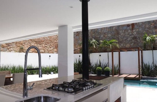 Itacorubi House | High standard house with pool - Florianópolis