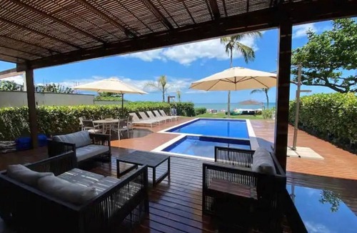 Maresias House | High standard house on the sand in a closed condominium