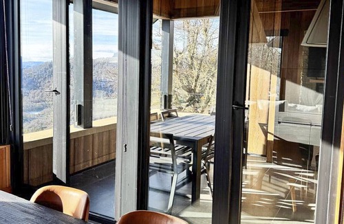 Lanin National Park House | Hillside Retreat ideal for groups facing the Cordillera