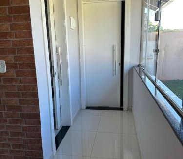 Pinhalzinho House | Hospedagem a Trabalho Quarto Banheiro