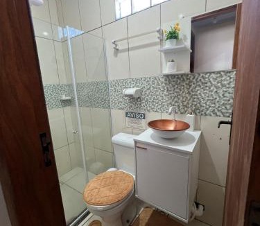 Centro House | Hospedagem Alfa 3 minutos da Praia Grande