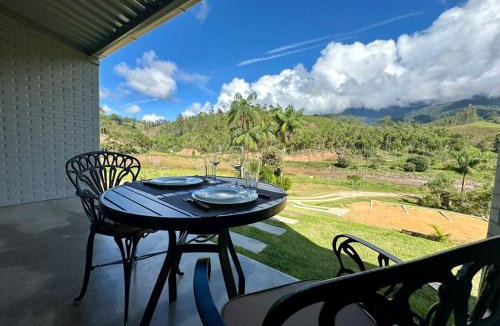 Divino de Sao Lourenco Cabin | Hospedagem Terras Raras Patrimônio da Penha