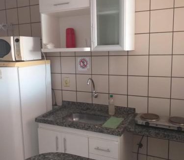 Setor Lagoa Quente Apartment | Hospedagem para 5 com parque aquático em Caldas Novas