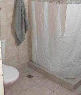 Ezeiza Apartment | Hospedaje "Doña Tomasa" -A 15 minutos del aeropuerto -Parking