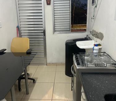 Zona Leste House | Hospeday