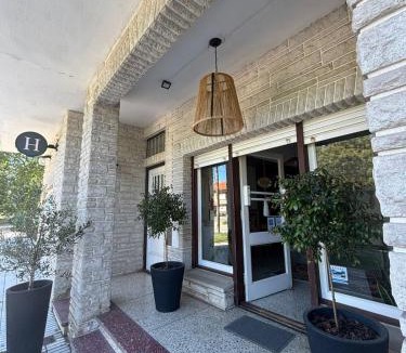 Miramar Hotel | Hostal El Vendaval
