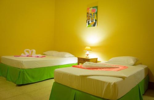 Leon Hostel | Hostal Fachente