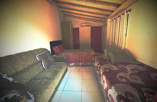 Ciudad Del Este House | Hostal Mburucuyá