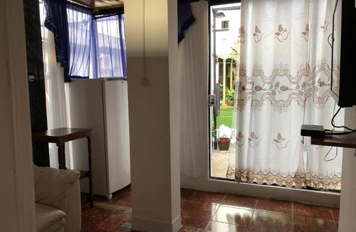 Encarnacion House | Hostal Vista del Paraná