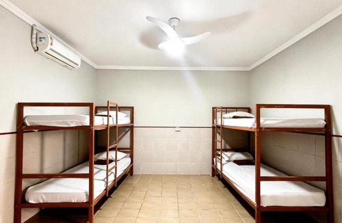 Jardim Camburi Hostel | Hostel Diniz