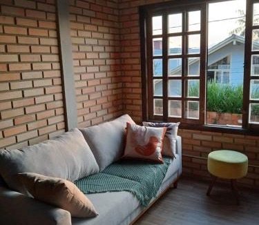 Bom Retiro House | Hostel Morro do Finder