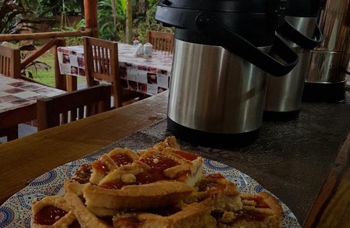 Puerto Iguazu Hotel | Hostel y Posada Colibri