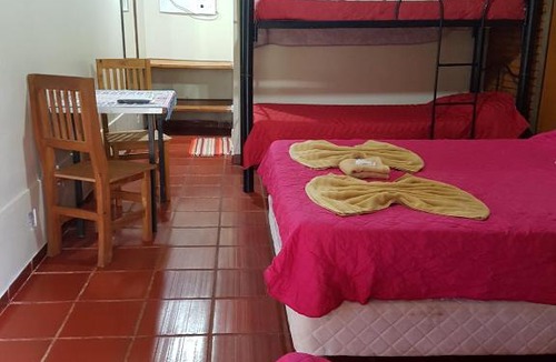 Puerto Iguazu Hotel | Hostel y Posada Colibri