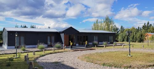 Los Antiguos Hotel | Hostería Ayres del Lago