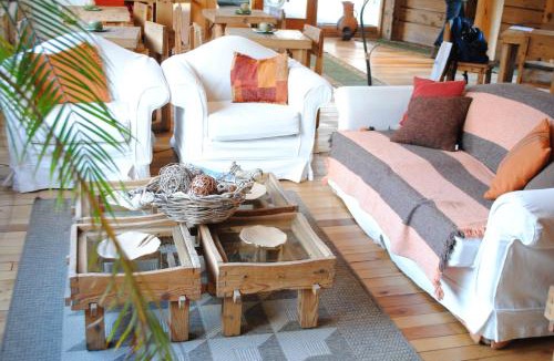 Angostura Hotel | Hosteria Posta de los Colonos