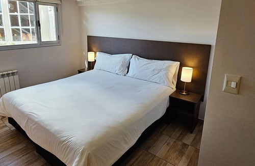General Roca Hotel | Hotel Bait