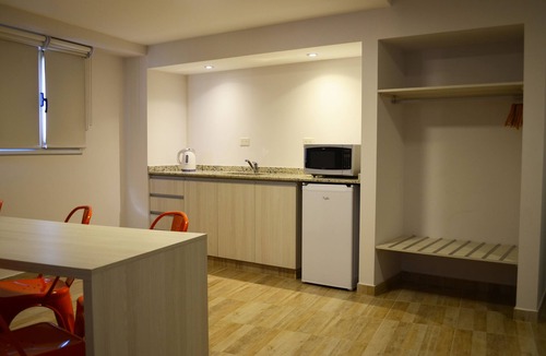General Roca Hotel | Hotel Bait