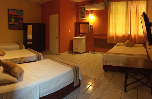Leon Hotel | Hotel El Sueno De Meme