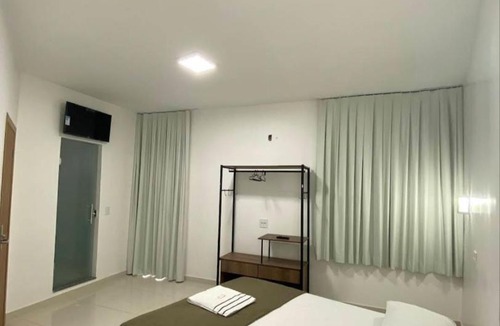 Inconfidentes Hotel | Hotel Gran Solar Com estacionamento para Caminhão com ponto de tomada para baú frigorífico