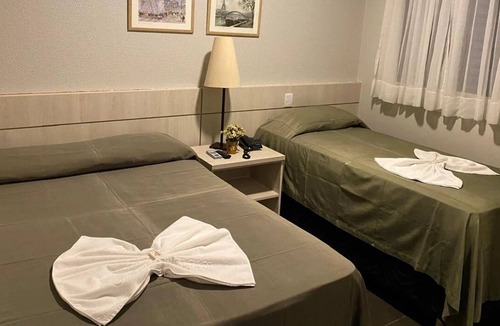 Barra do Garcas Hotel | Hotel Pousada Tropical
