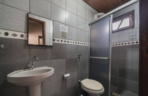 Zimbros House | House 2 blocks from Zimbros Beach, 9 guests RW2724