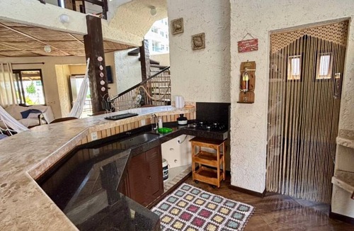 Governador Celso Ramos House | House 250 meters from Palmas beach with swimming pool.