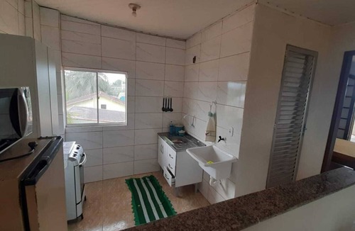 Barra Nova House | House 50m from the beach with a side view of the sea.