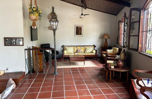 Araruama House | House