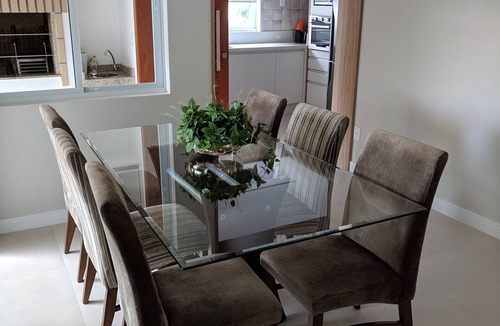 Cachoeira do Bom Jesus House | House condominium 50m from the beach with swimming pool. Available for Easter!